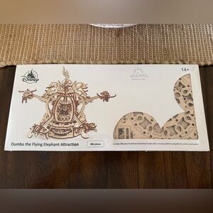 UGEARS Disney Dumbo the Flying Elephant Attraction Mechanical Model Kit